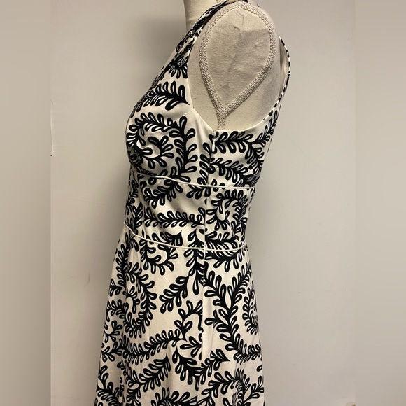 Laundry by Shelli Segal Black and White Patterned Halter Midi Dress Size 8 - Picture 3 of 6